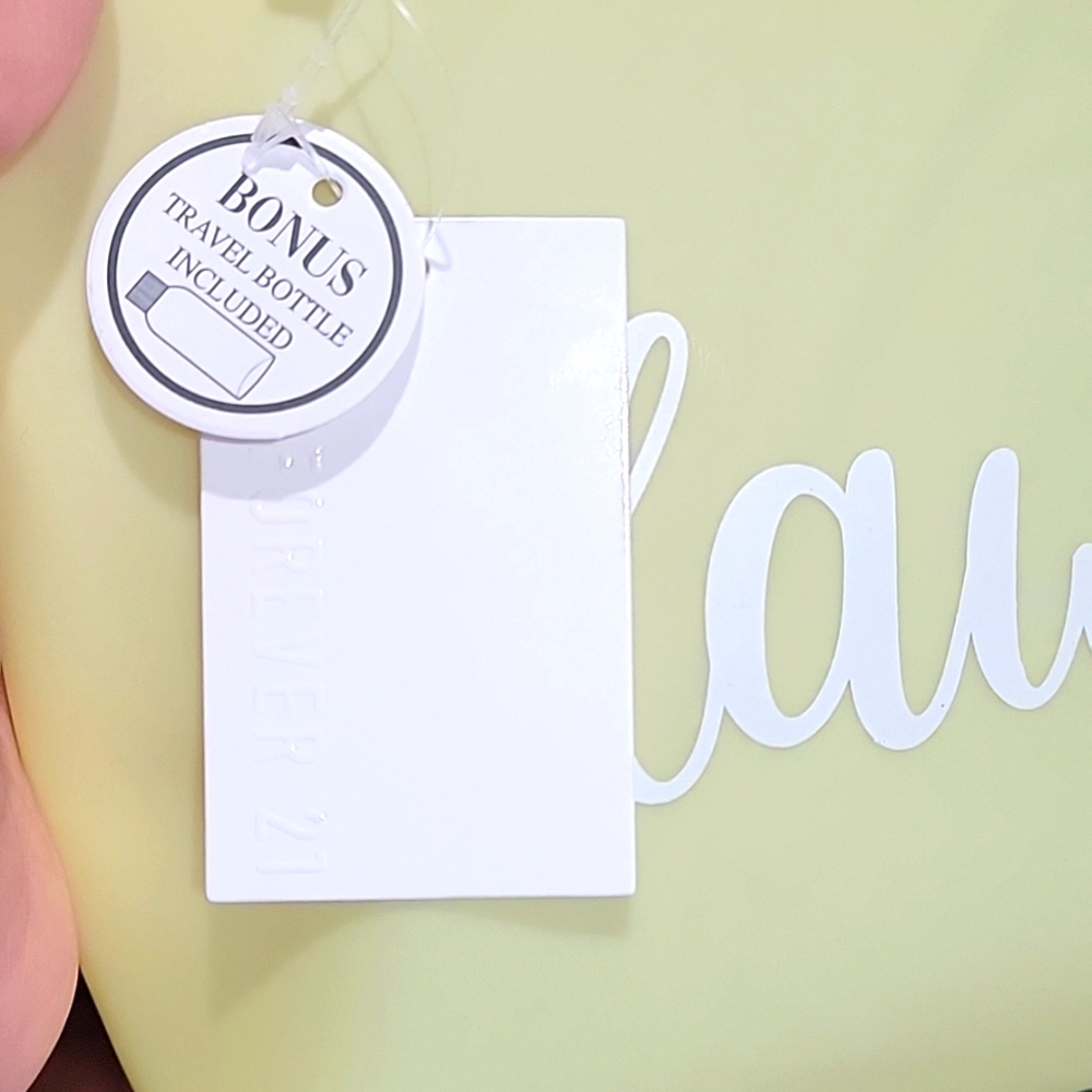 ✨️ "Flawless" make-up bag, NWT☀️🎉 - Picture 8 of 8